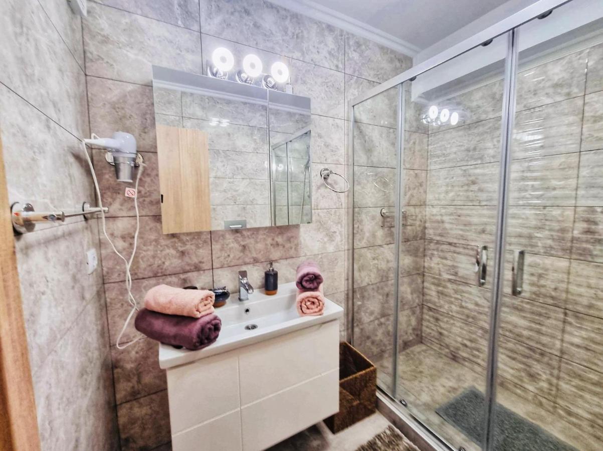 Deluxe Lake View Mamaja Zewnętrze zdjęcie