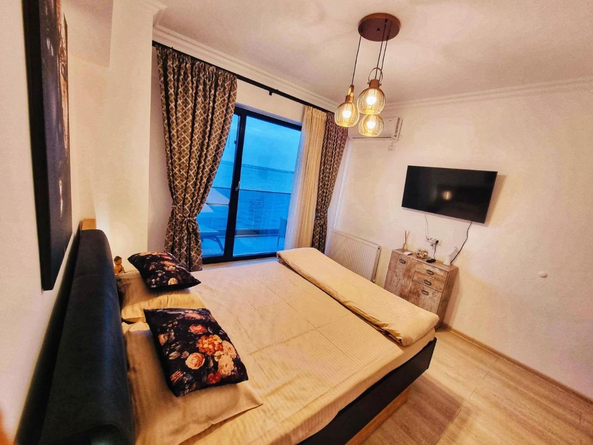 Deluxe Lake View Mamaja Zewnętrze zdjęcie