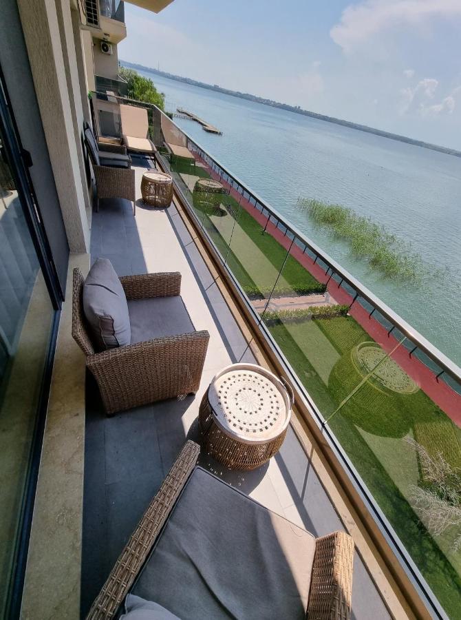 Deluxe Lake View Mamaja Zewnętrze zdjęcie