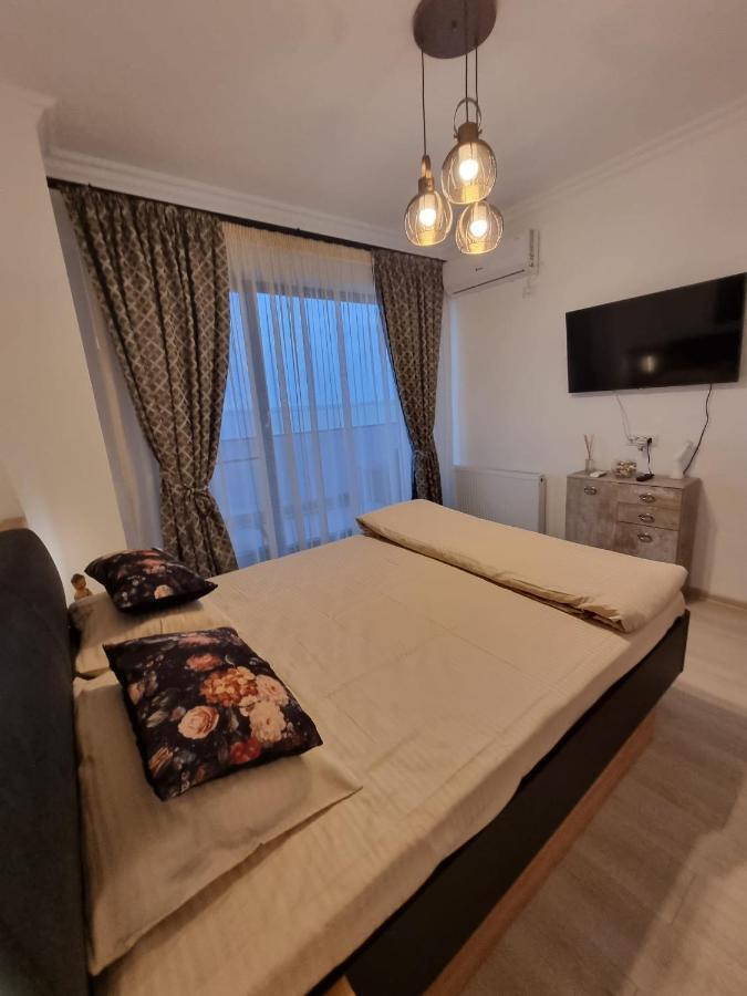 Deluxe Lake View Mamaja Zewnętrze zdjęcie